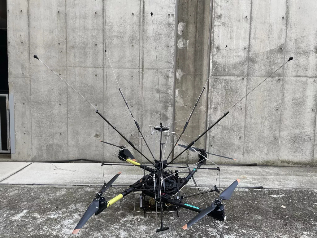 Yıldırımla mücadele eden dünyanın ilk dron sistemi