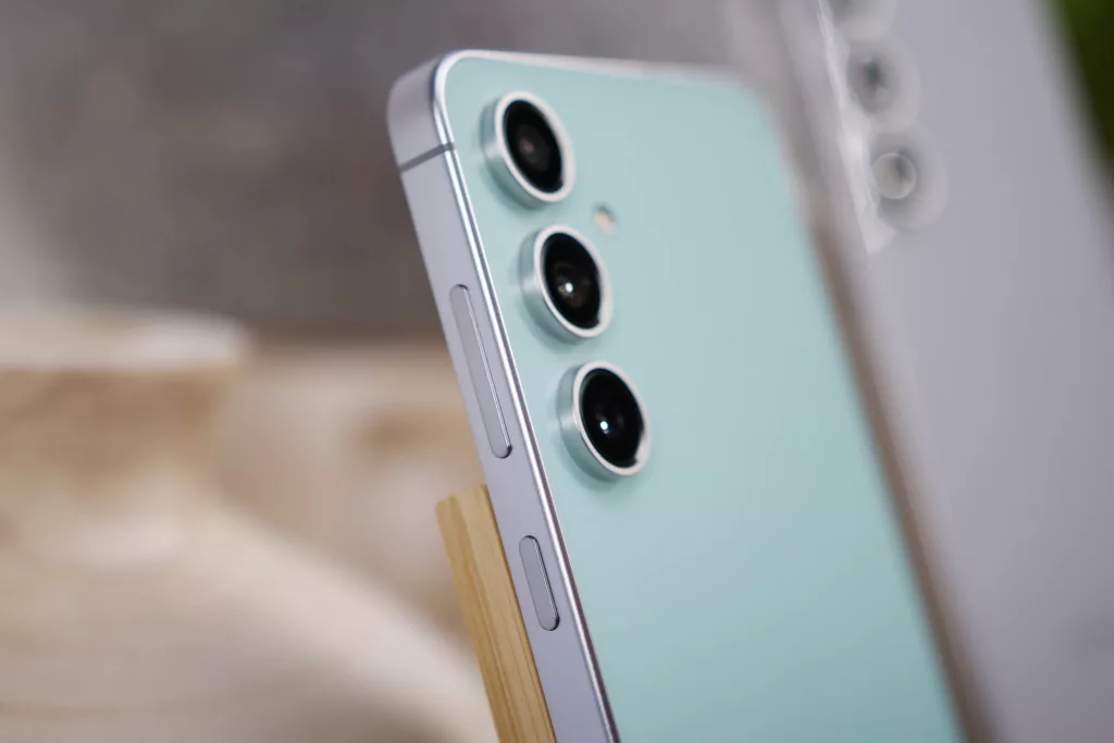 Samsung Galaxy S25 FE Yakında Geliyor: Exynos Hayal Kırıklığı mı Yaratacak?