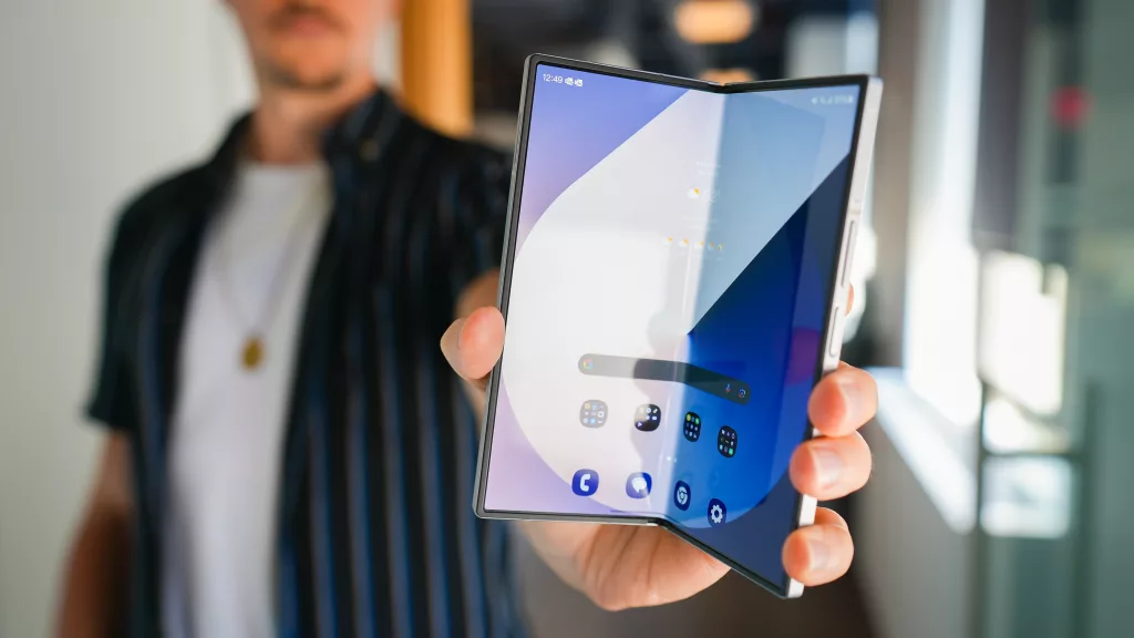 Galaxy Z Fold 7: Yeni Nesil Gücüyle Sahneye Çıkıyor
