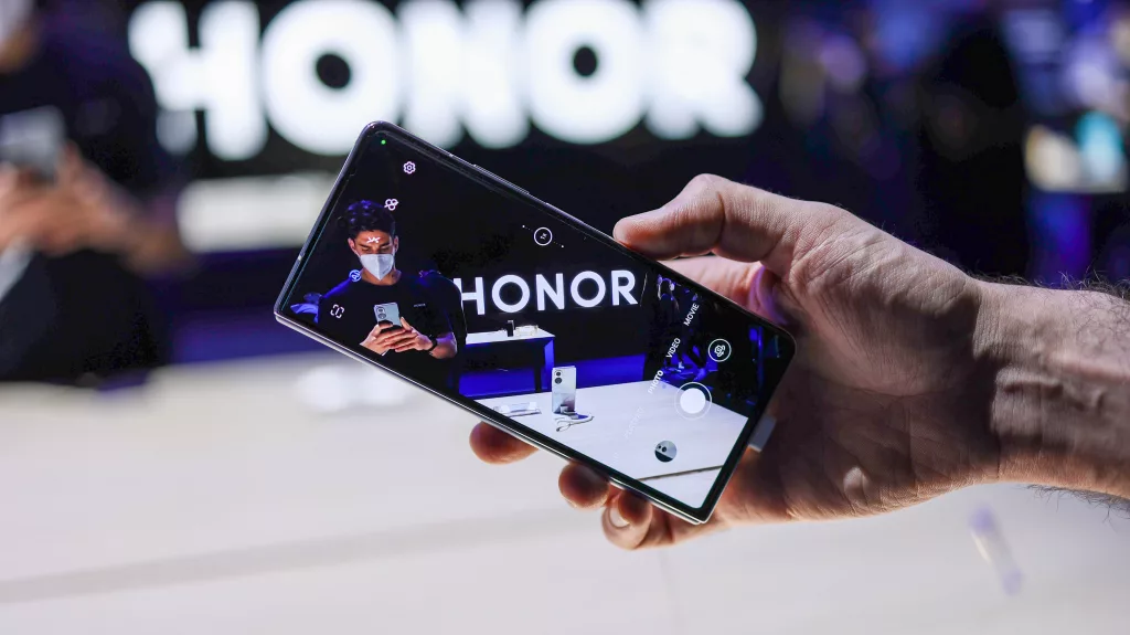 Honor Magic V5 Tanıtım İçin Gün Sayıyor: Katlanabilir Telefonlarda Yeni Devrim