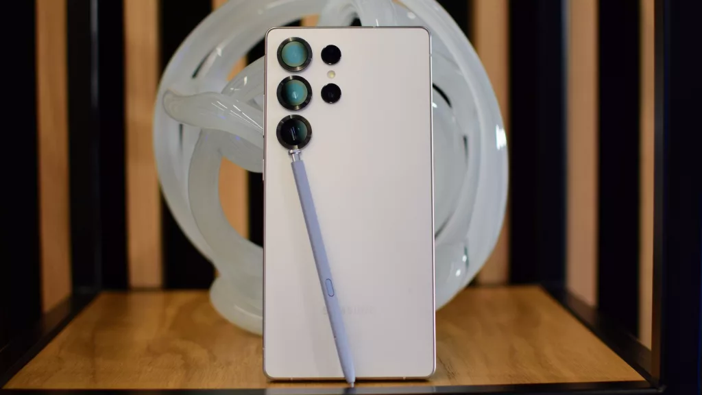 Samsung ve Perplexity AI Ortaklığı: Galaxy S26'da Yapay Zeka Devrimi