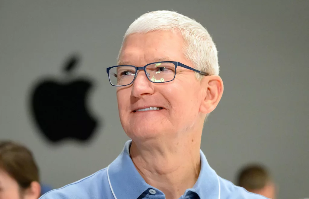 Apple’ın Tasarım Ekibi Artık Tim Cook’un Yönetiminde
