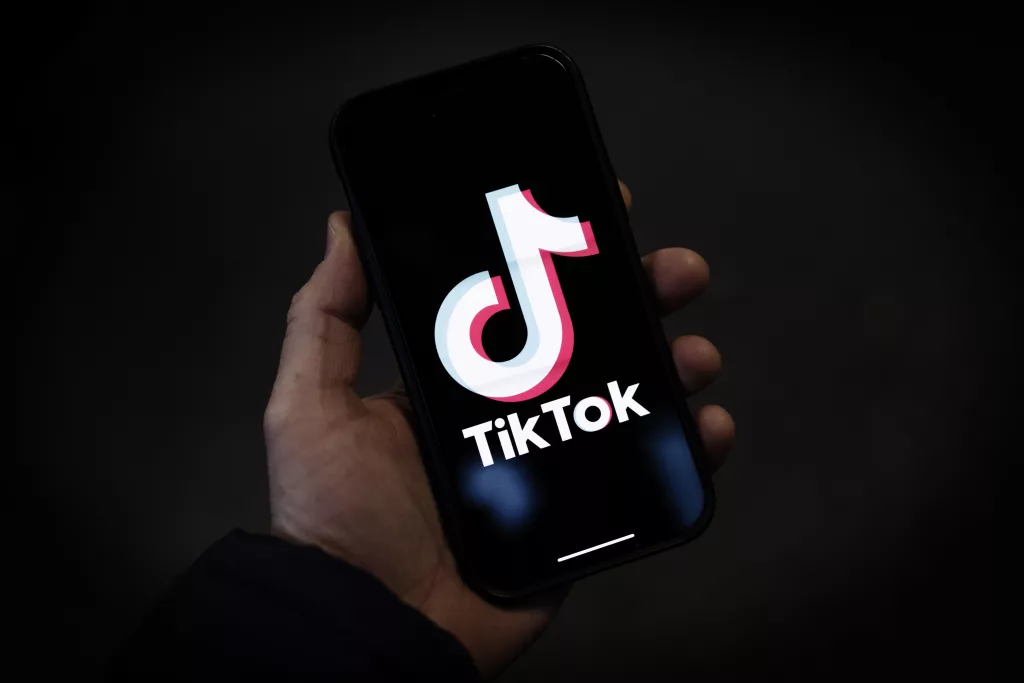 Avrupa Birliği’nden TikTok’a Ağır Suçlama: Kullanıcı Verileri Çin’e mi Aktarılıyor?