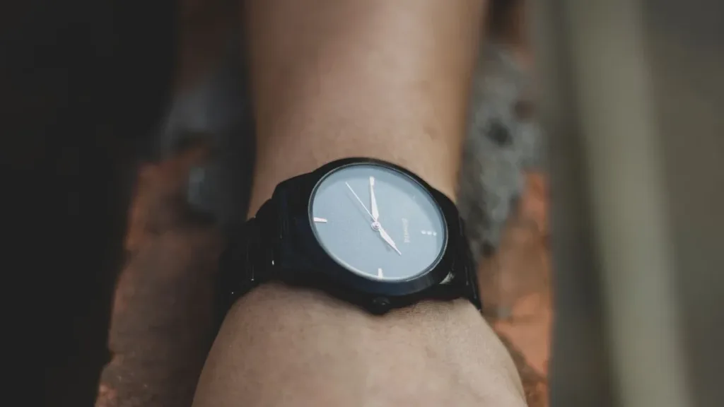 Galaxy Watch için Samsung Telefon Şartı Sürüyor