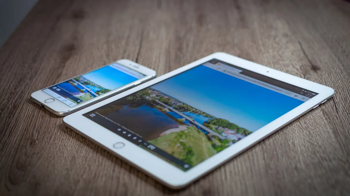 ipad digital tablet screen