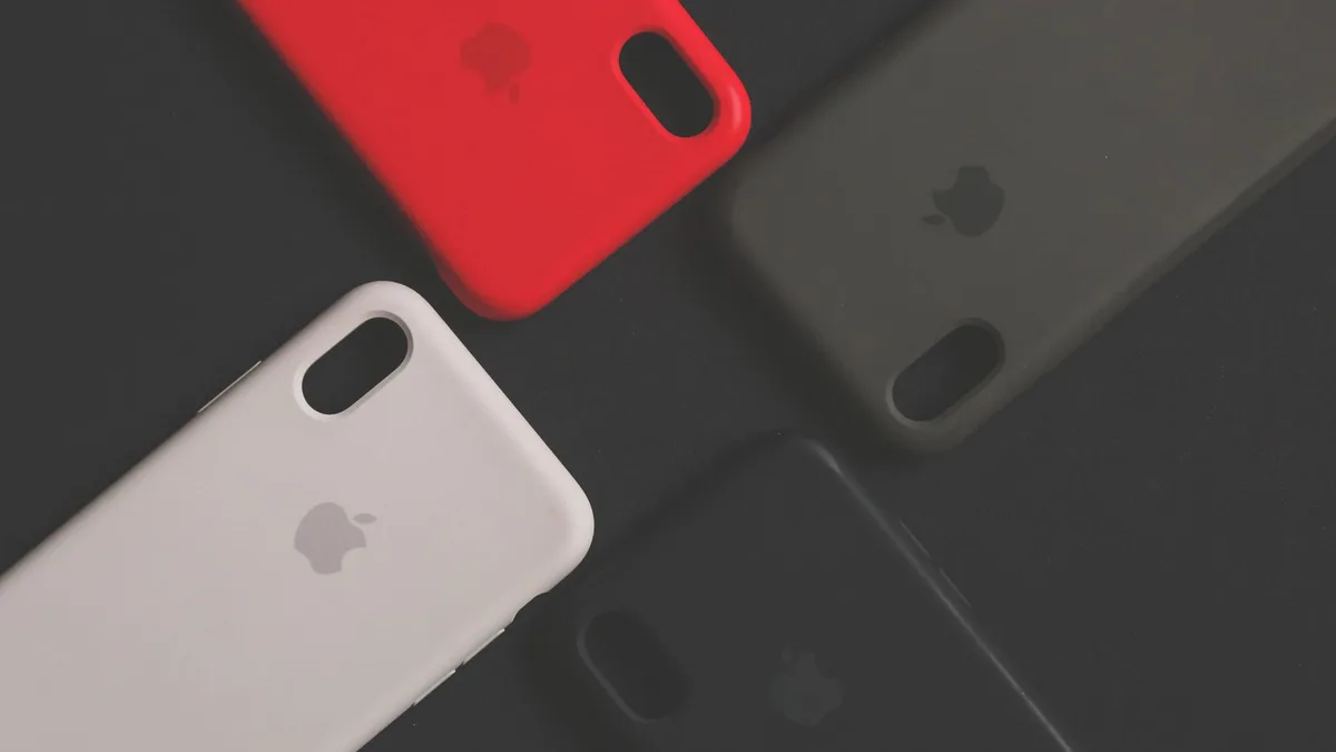 Silikon kılıf seçeneğiyle sergilenen yeni nesil akıllı telefon aksesuarı