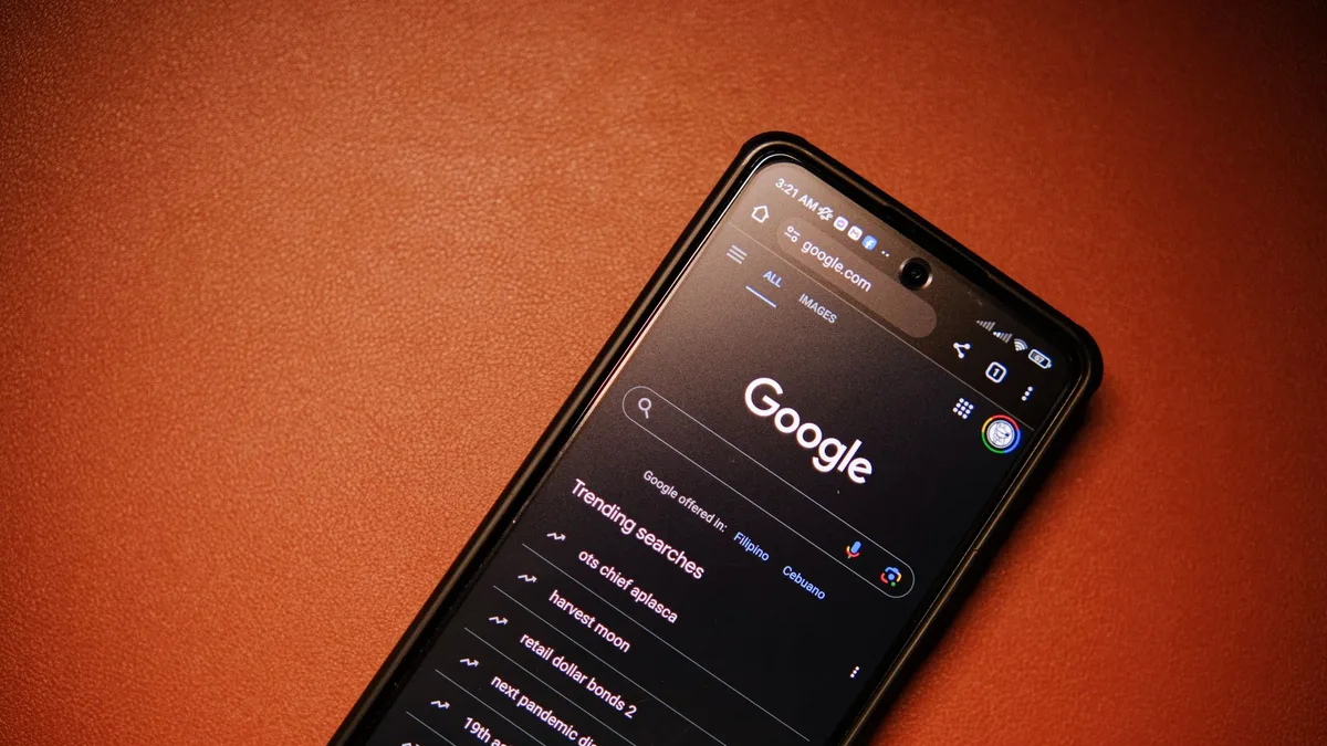 Akıllı telefon ekranında görünen fitness ve sağlık uygulaması arayüzü