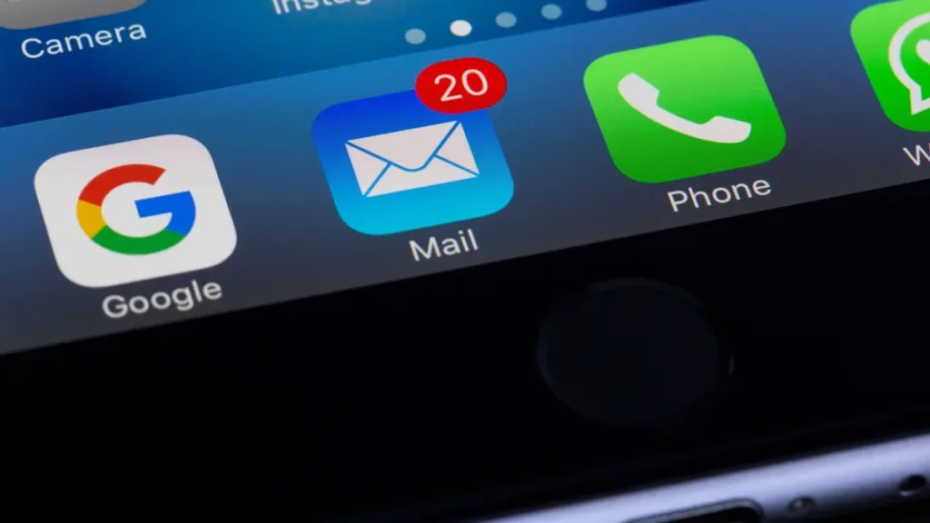 Google Messages Sohbet Sabitleme Sınırı 6’ya Düşüyor Google Messages Sohbet Sabitleme Sınırı 6'ya Düşüyor