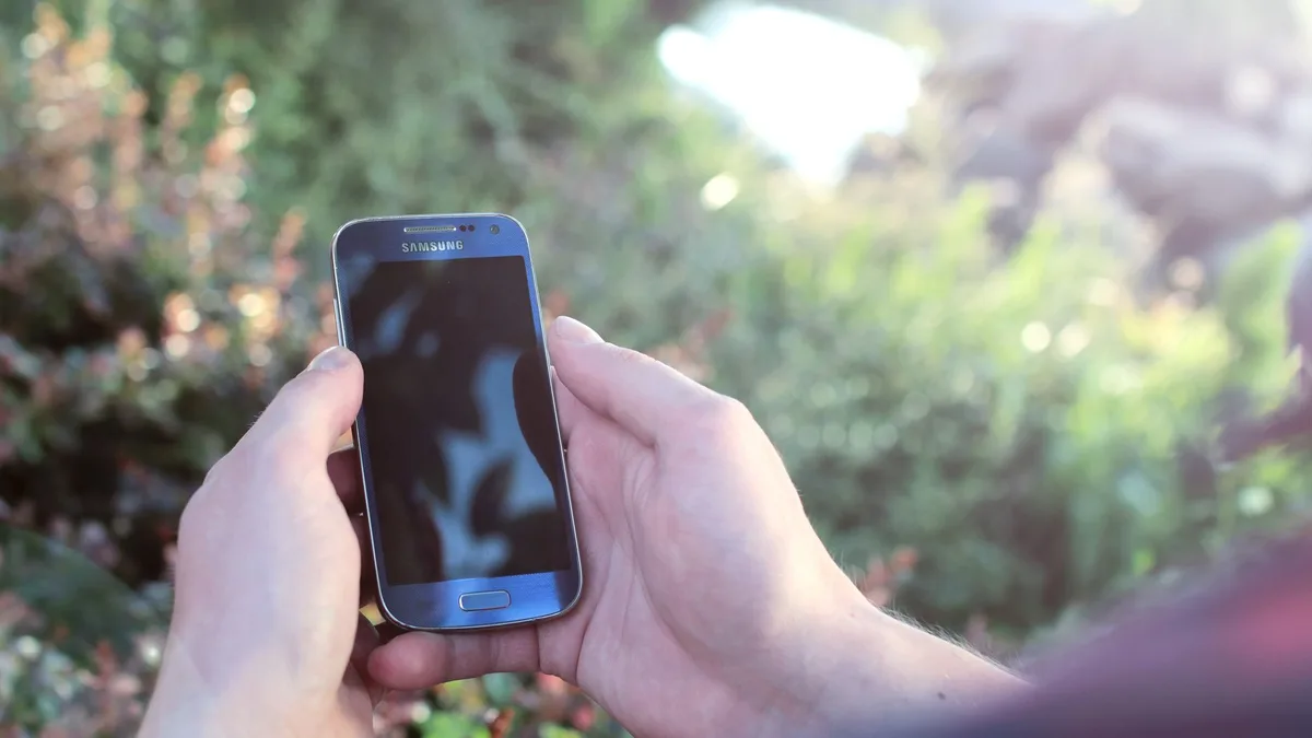 Android işletim sistemine sahip akıllı telefon üzerinden yapılan bulut yedekleme işlemi