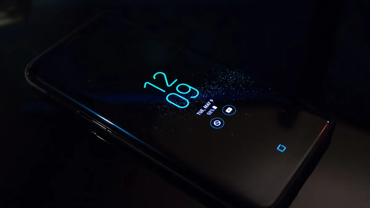 Android cihazın kilit ekranında görünen aktif zamanlayıcı bildirimi