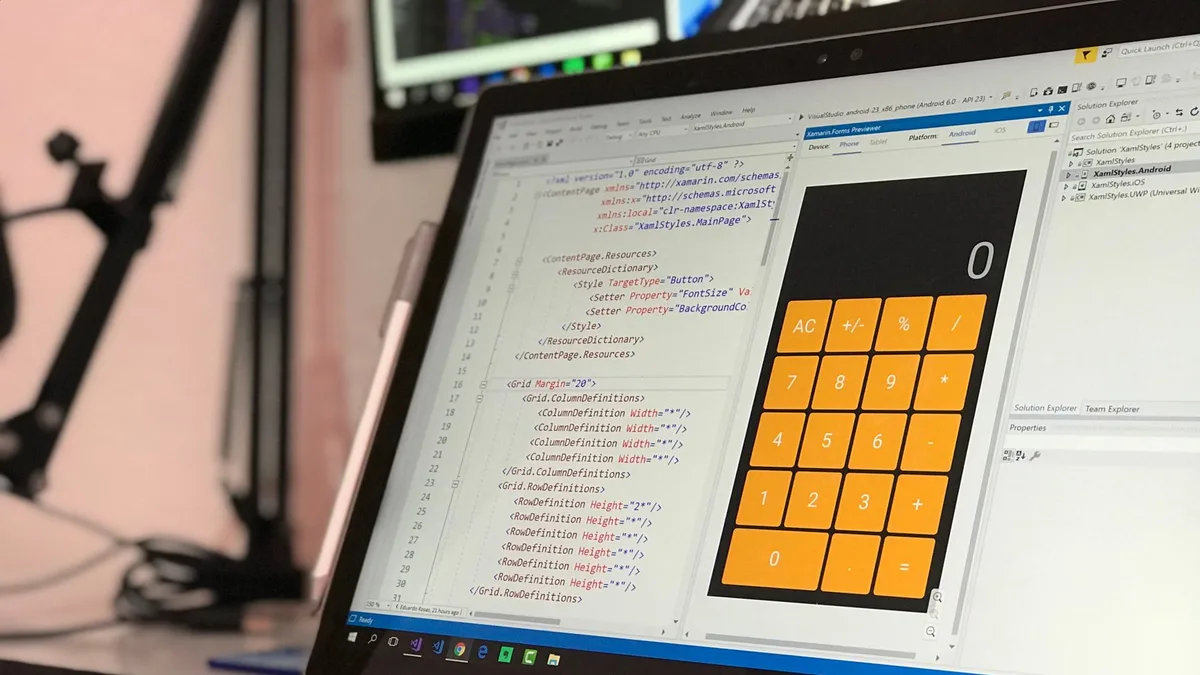 Windows işletim sisteminde çalışan bir dizüstü bilgisayar ekranı