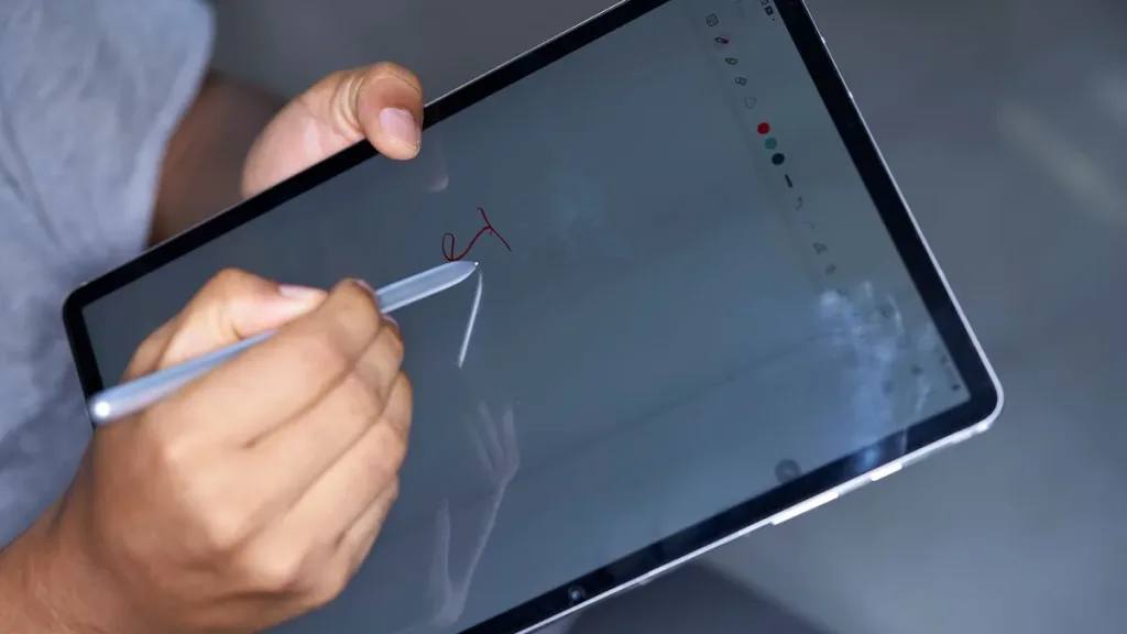 Samsung Notes S Pen ile Alan Açma Özelliği Kazanıyor Samsung Notes S Pen ile Alan Açma Özelliği Kazanıyor
