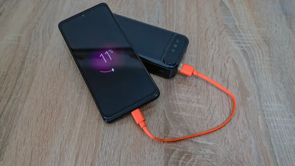 Şarjda Telefon Kullanmak Bataryaya Zarar Verir mi?