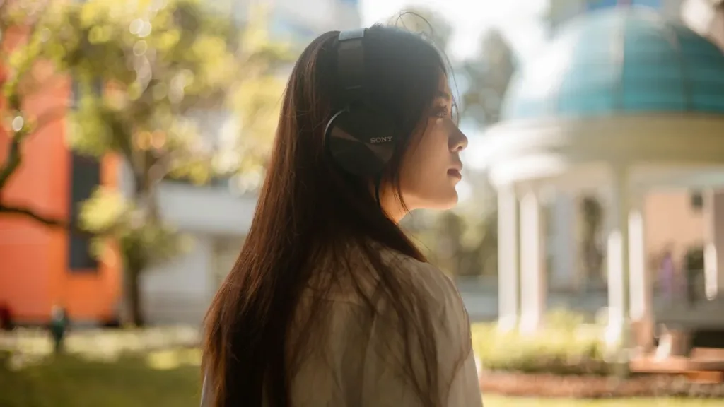 Sony WH-1000XM4C Yeni Renklerle Geliyor Sony WH-1000XM4C Yeni Renklerle Geliyor
