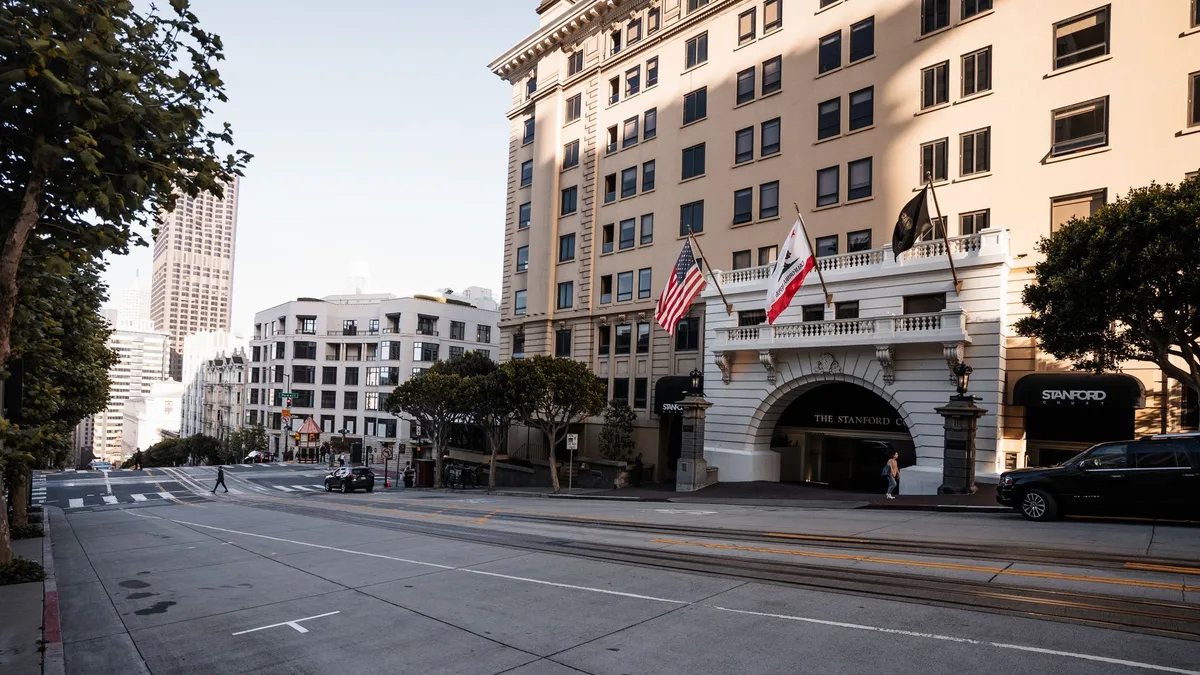 San Francisco'daki mahkeme binasının dış cephesi
