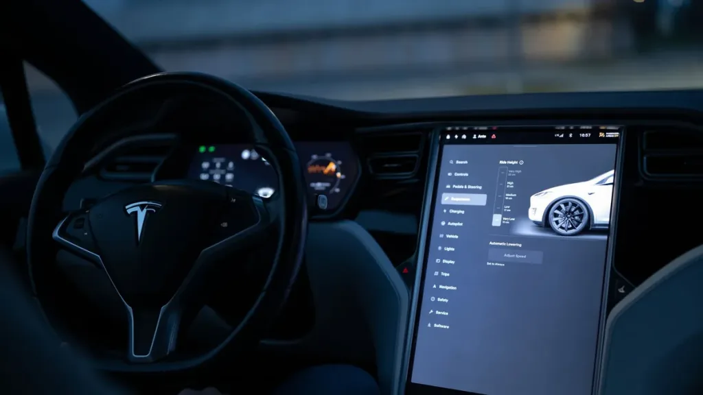 Tesla'ya Houston Otopilot Testleri Nedeniyle Dava