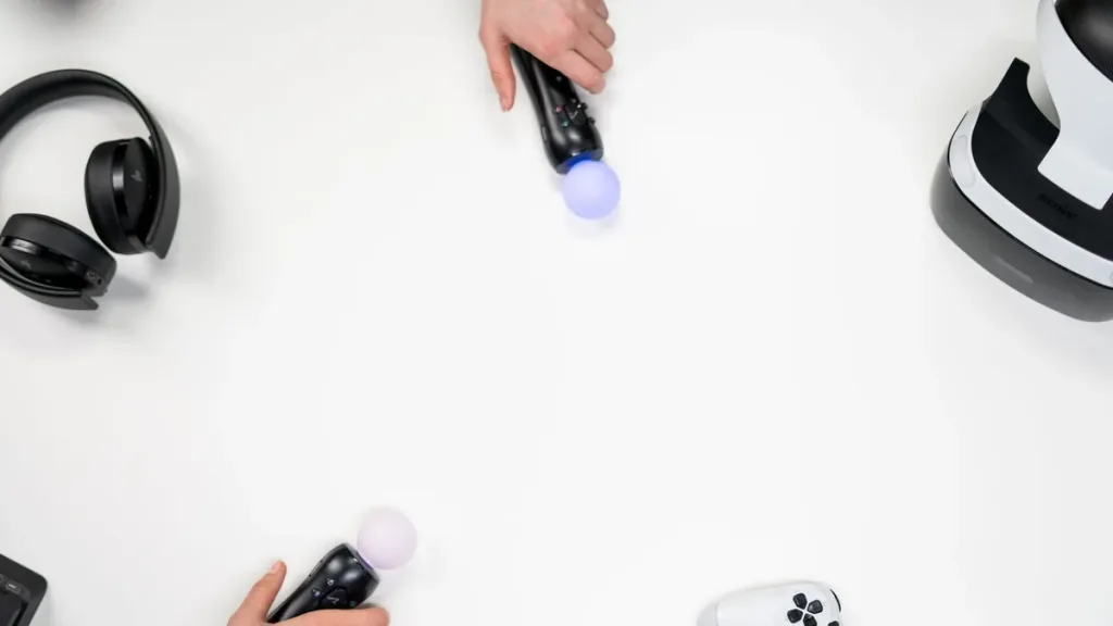 Sony Pulse serisi kablosuz kulaklıklar planar Sony Pulse serisi kablosuz kulaklıklar planar