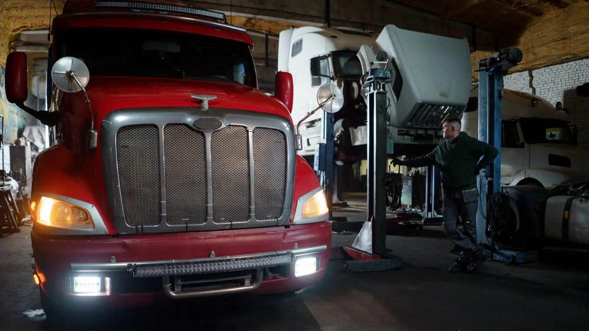 Gövde görseli 2: Yönetim ekibi ve kurumsal toplantı