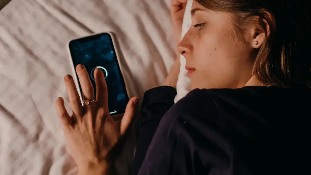 Fall Asleep: Uykuyu Destekleyen Ücretsiz Araçlar