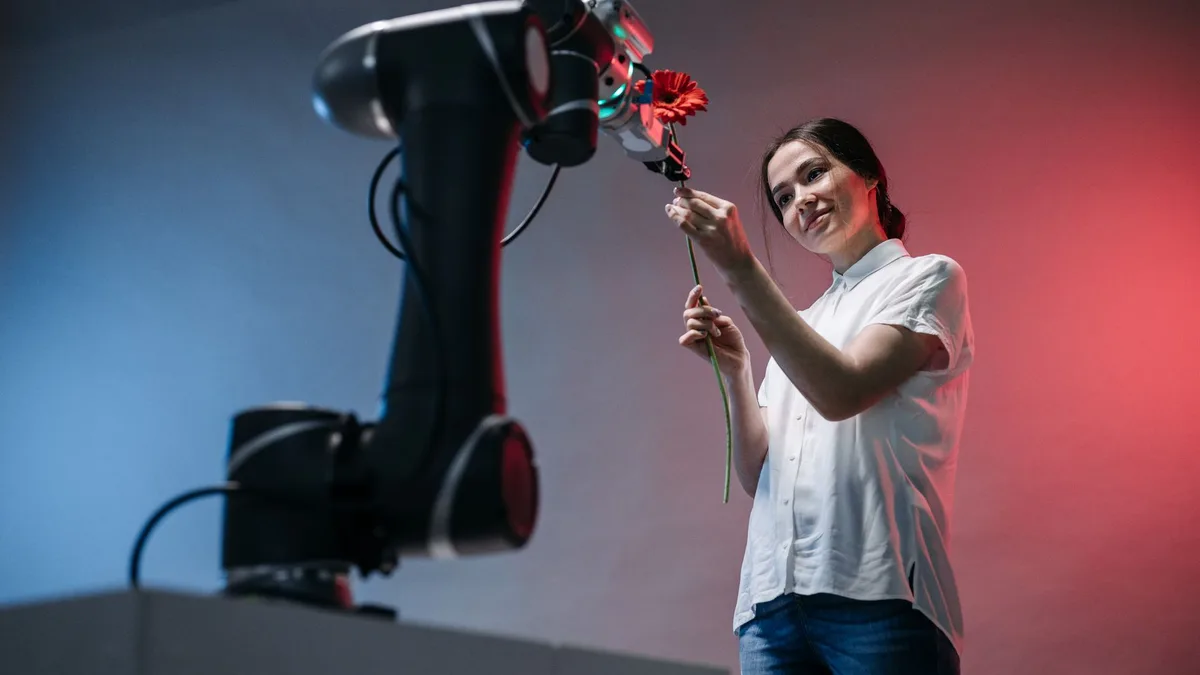 Birinci gövde görselinde robotun hareket ederken çekilen yakın kare