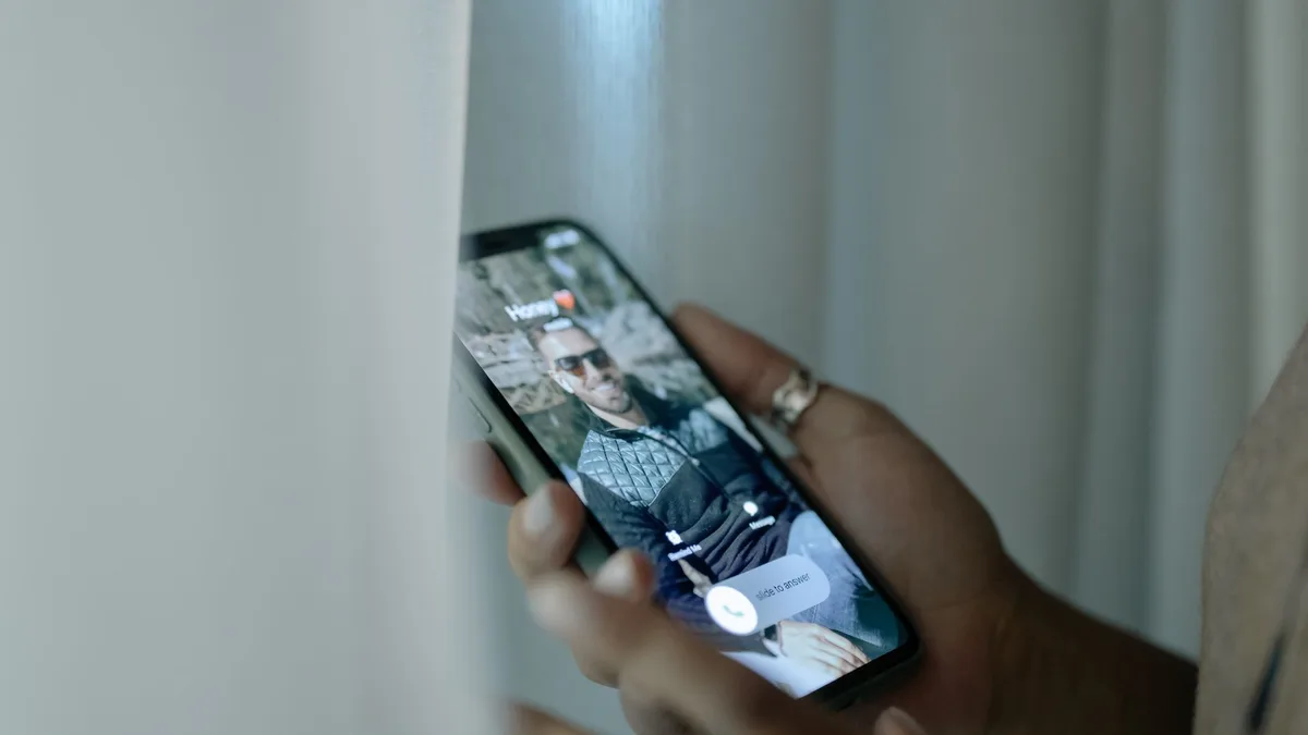 Ring 4 şarjda ve uygulama ekranı üzerinde bağlantı simgeleri